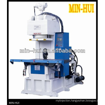 c-type injection moulding machine